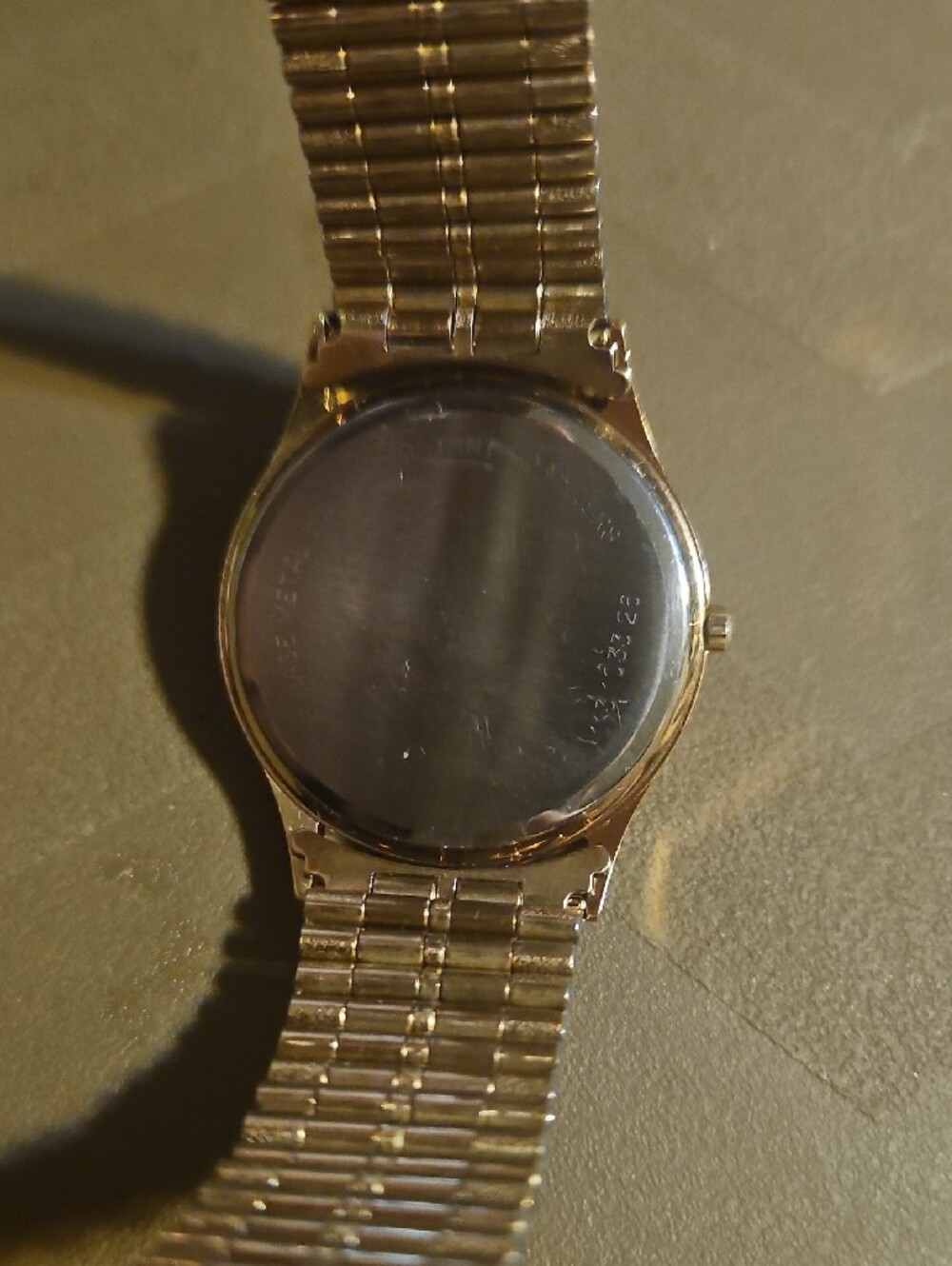 VINTAGE Certina Gold-Tone Swiss Quartz Watch 113 1033 26 - Picture 2 of 5
